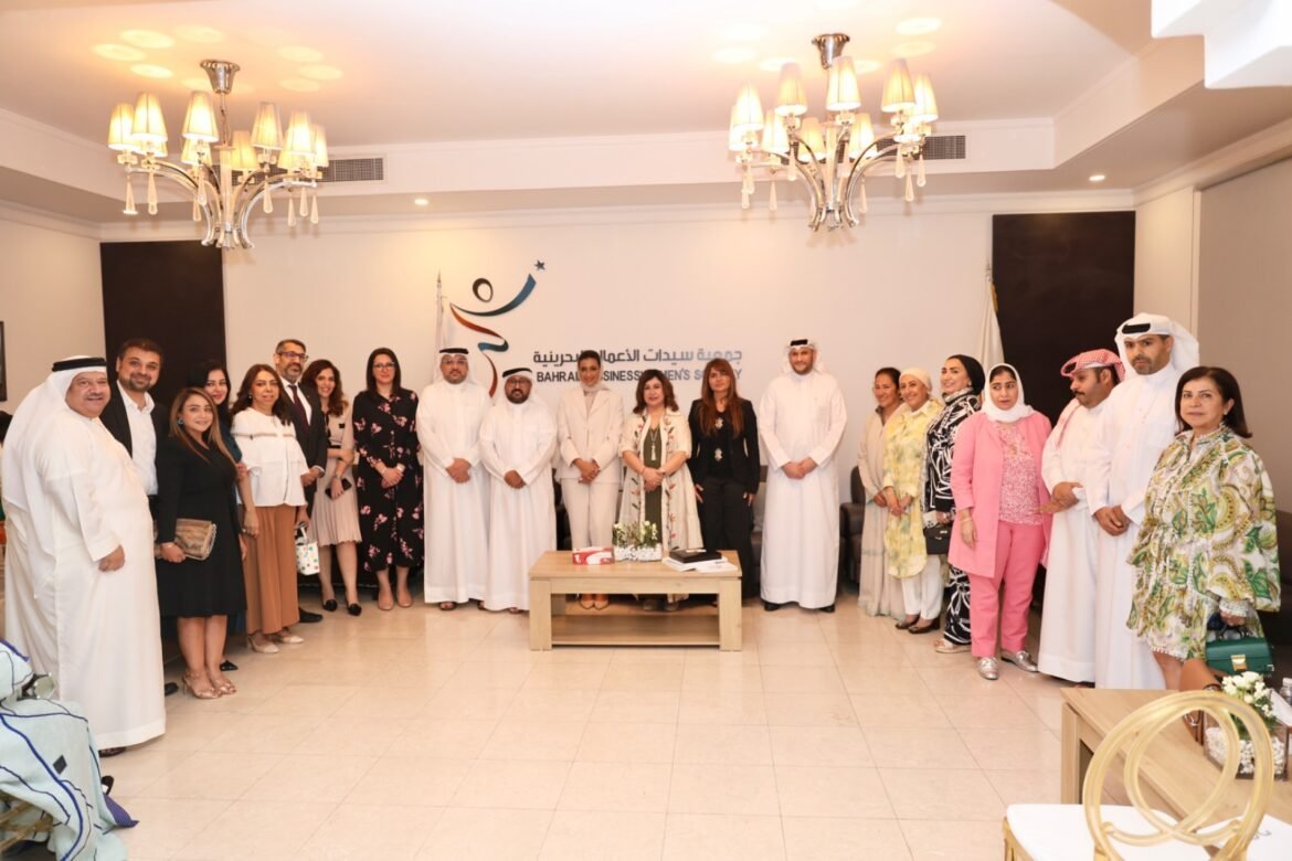المجلس الاقتصادي لجمعية سيدات الأعمال‎ ‎يستضيف مسؤولي هيئة تنظيم سوق العمل