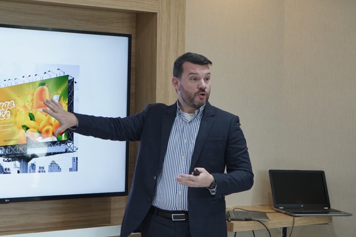 سدني وتلي خبير التسويق الهولندي