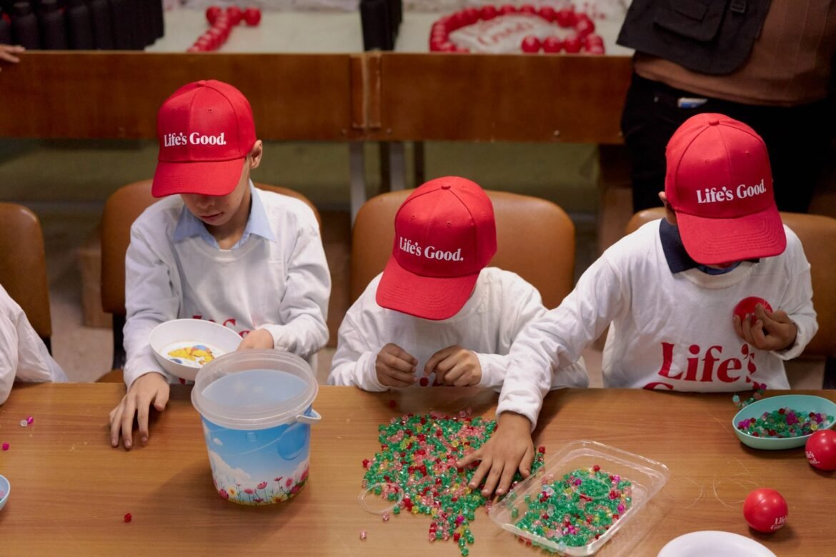 تدعيم مركز رؤية لذوى الإعاقة بسوهاج بأحدث الأجهزة الالكترونية